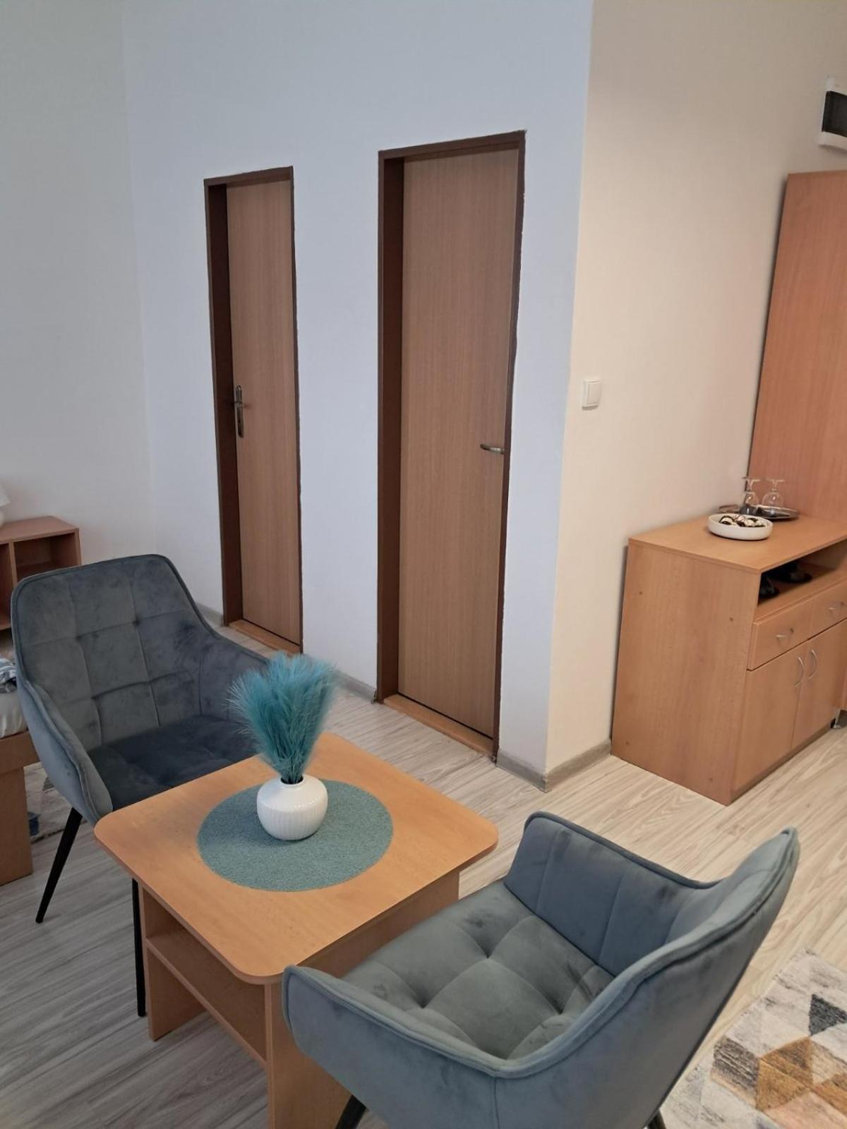Sd Urbankova 2 Hostel Kosice Ngoại thất bức ảnh